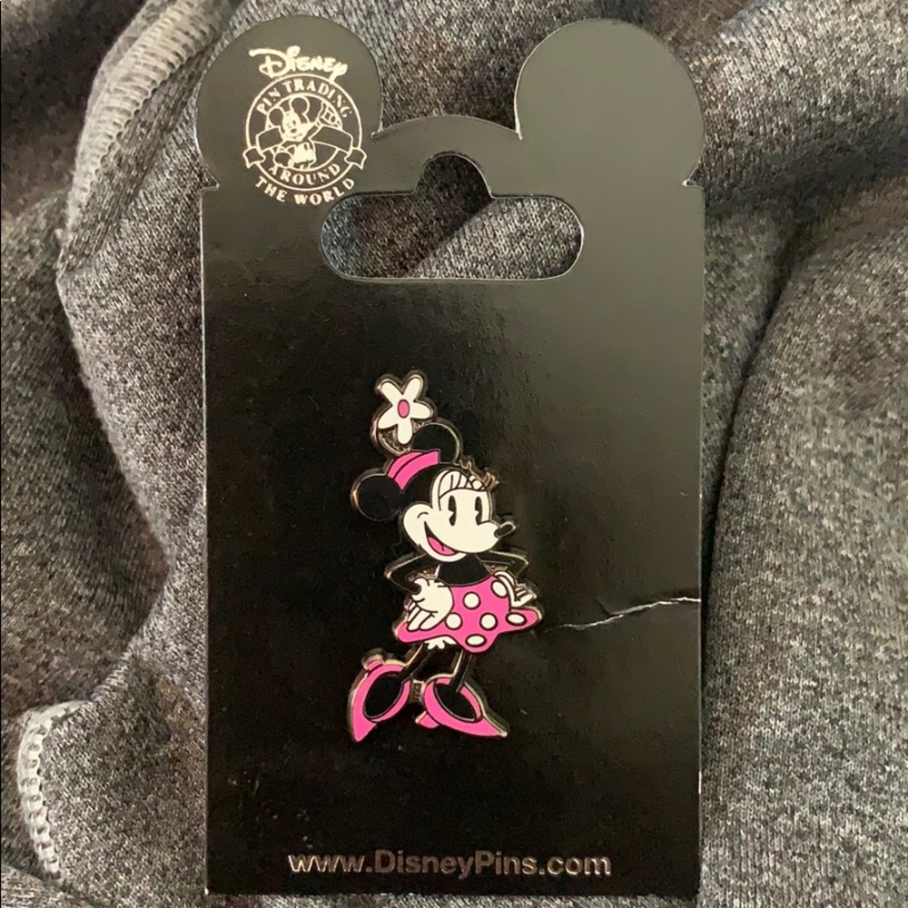 💗Disney Minnie Mouse pin
